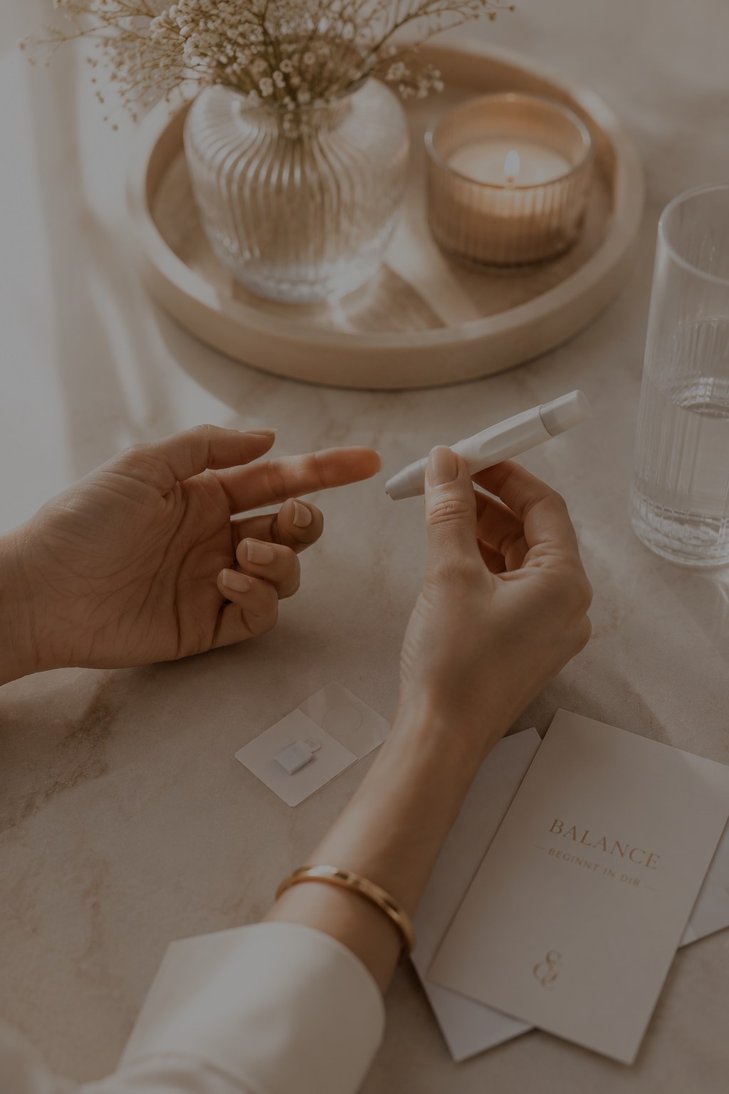 Balance-Analyse mit Impfstift als Vorbereitung des Signature-Konzepts im studio of senses